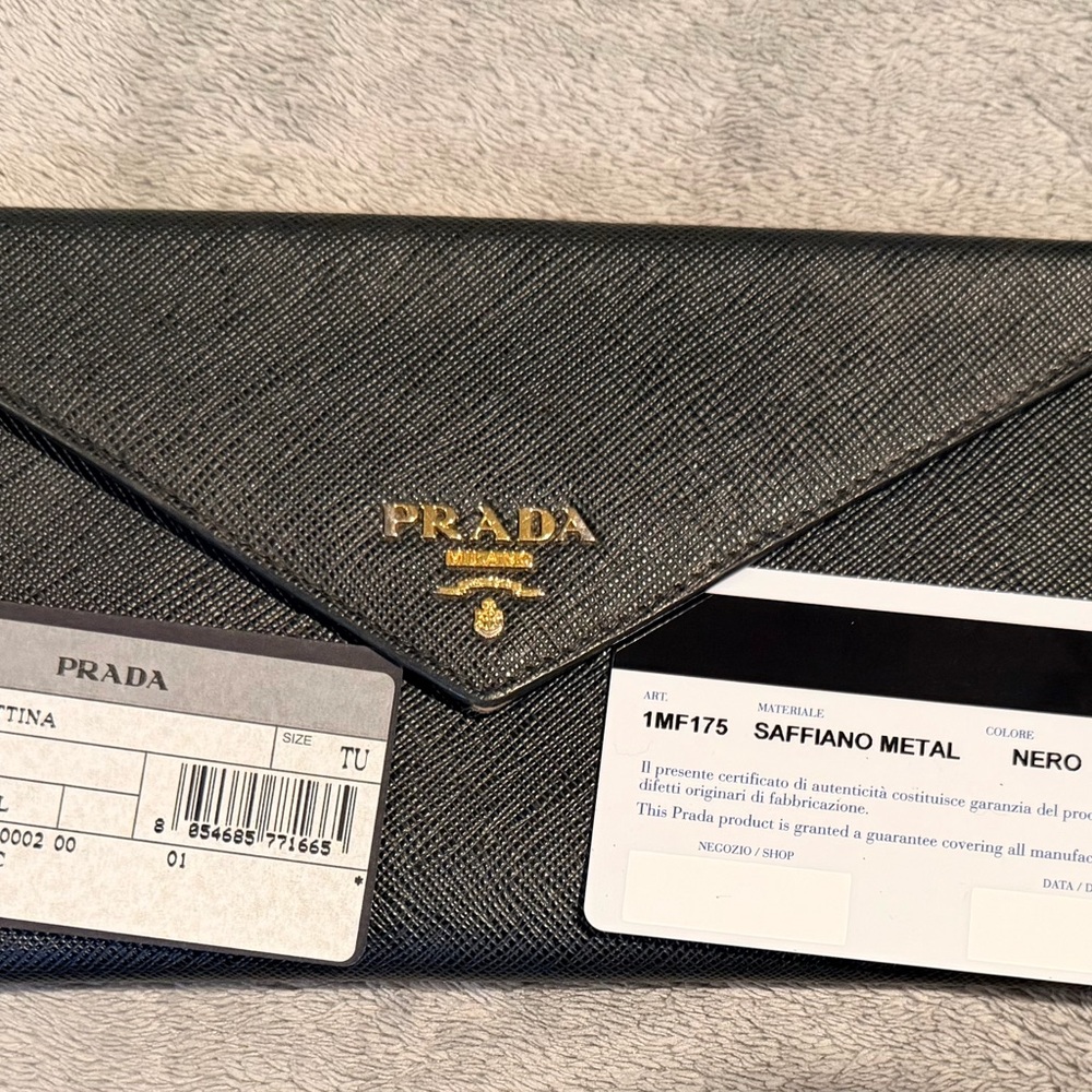 Prada Black Textured Envelope Clutch - Picture 6 of 7